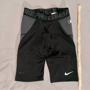 Nike Pro Combat